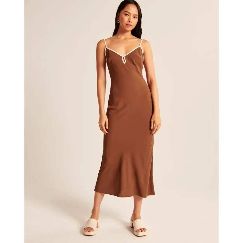 Abercrombie & Fitch NWT Keyhole Slip Maxi Dress in Brown size Large Tall